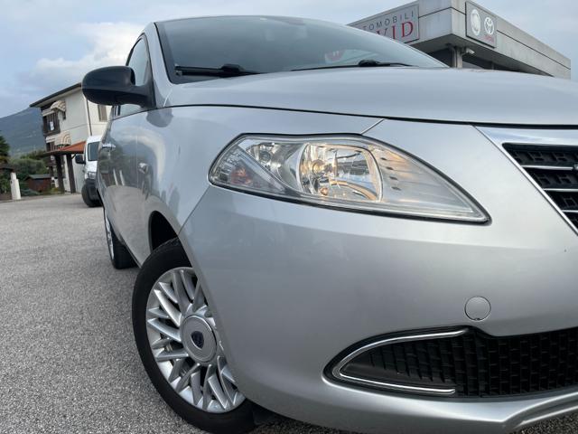 LANCIA Ypsilon 1.2 69 CV 5 porte Platinum Immagine 4