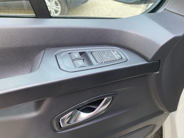 RENAULT TRAFIC BLUEDCI 150CV PL EQUILIBRE 9 POS - foto 12
