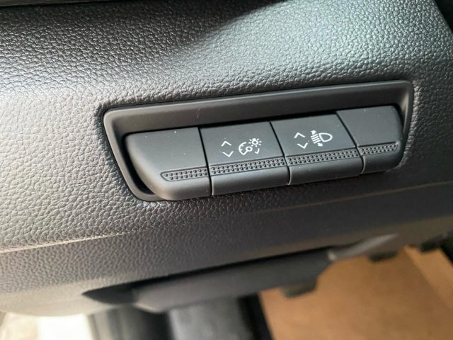 RENAULT TRAFIC BLUEDCI 150CV PL EQUILIBRE 9 POS - foto 19