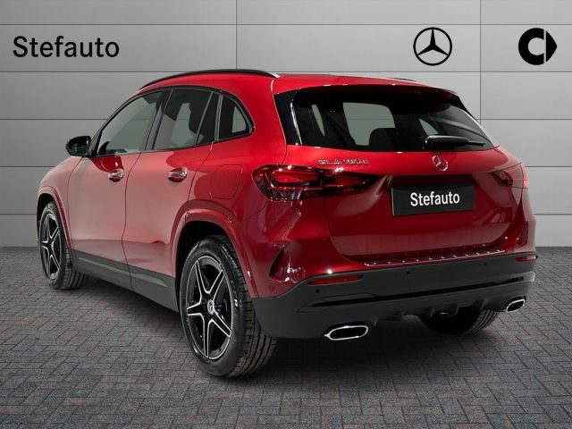 MERCEDES-BENZ GLA 180 d Automatic AMG Line Advanced Plus Immagine 4