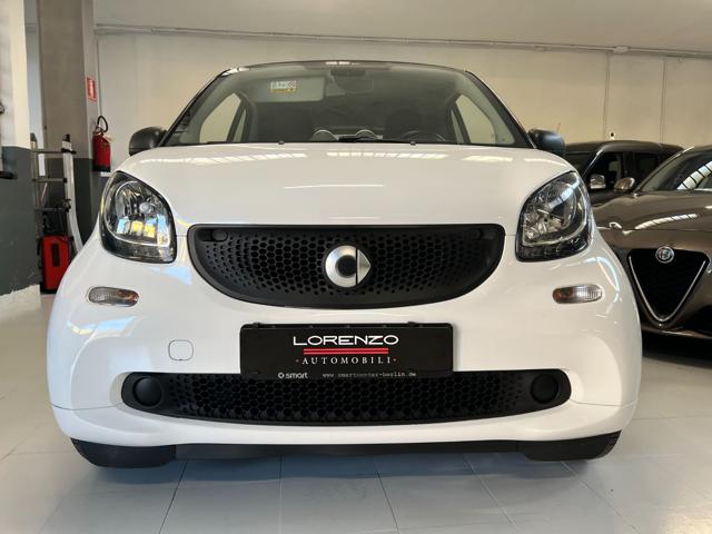 SMART ForTwo 70 1.0 twinamic Passion Immagine 1