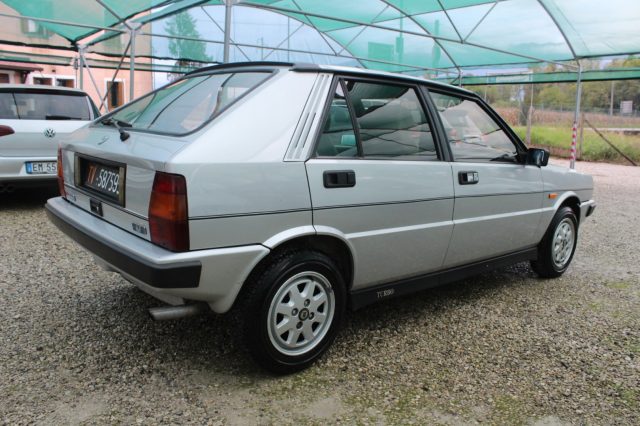 LANCIA Delta 1.6 turbo HF Immagine 1