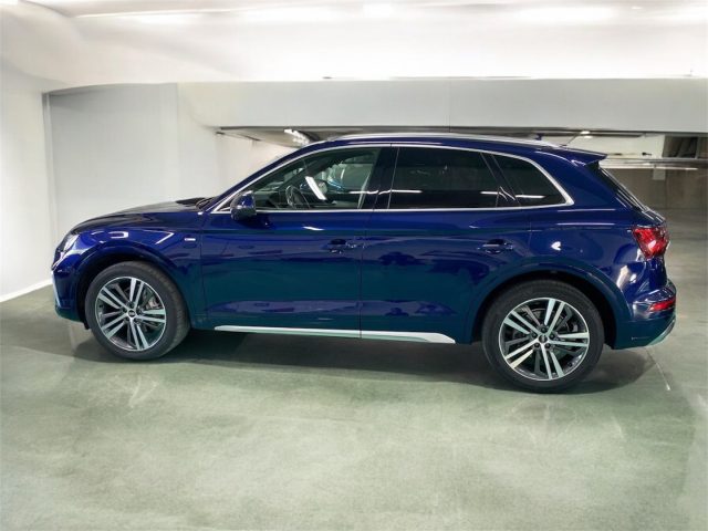 AUDI Q5 40 TDI 204 CV quattro S tronic S line plus Immagine 1