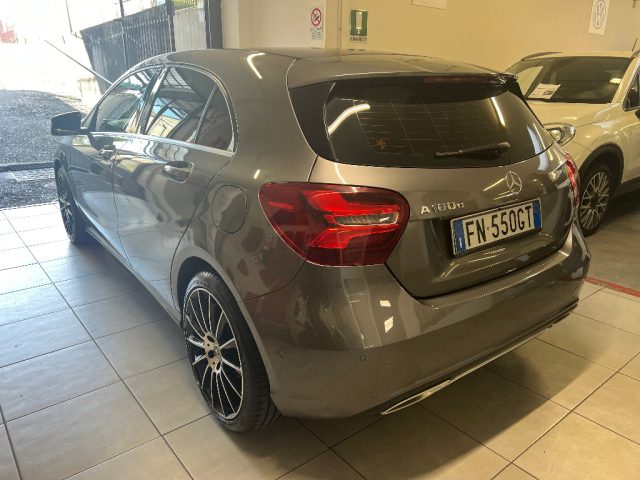 MERCEDES-BENZ A 180 d Sport Immagine 1