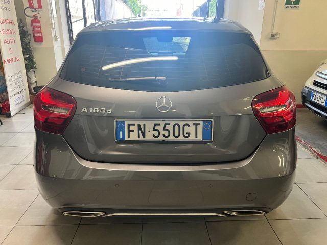 MERCEDES-BENZ A 180 d Sport Immagine 2