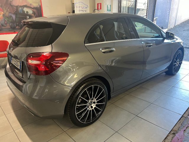 MERCEDES-BENZ A 180 d Sport Immagine 3