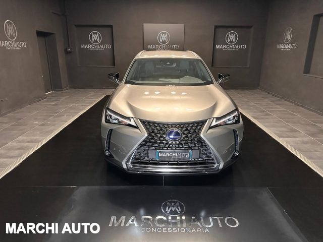 LEXUS UX Full Electric UX Hybrid Executive Immagine 1