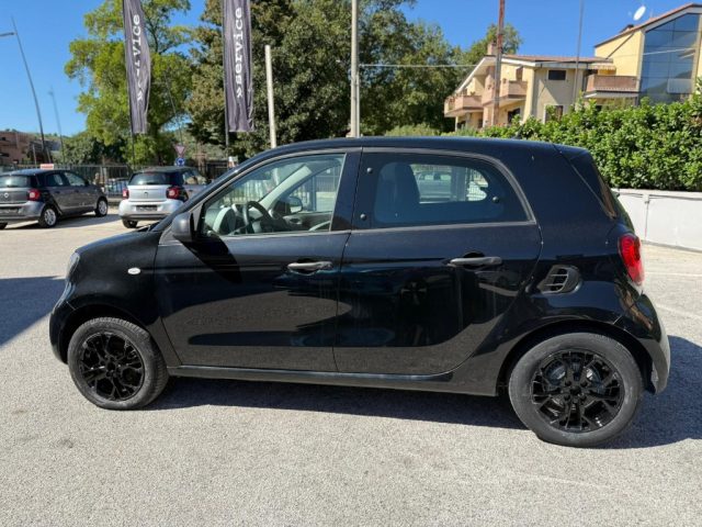 SMART ForFour 70 1.0 UNICO PROPRIETARIO SOLO KM. 31.476 GARANZIA Immagine 3