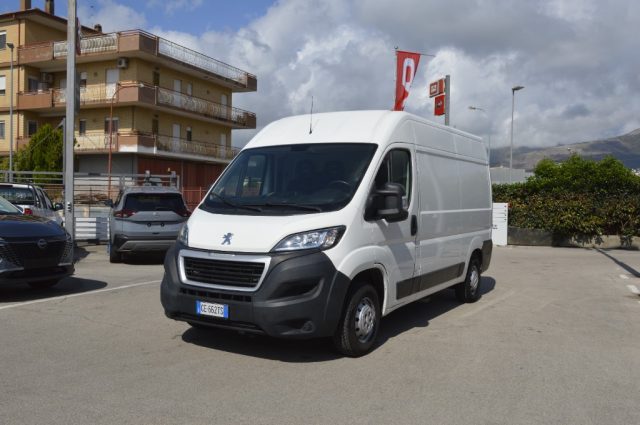 PEUGEOT Boxer 335 2.2 BlueHDi 140 S&S PLM-TA Furgone Immagine 2