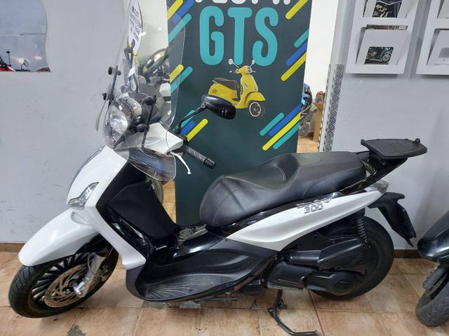 PIAGGIO Beverly 300 i.e. beverly 300 Immagine 0