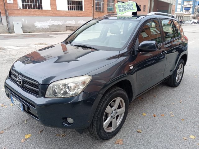 TOYOTA RAV 4 MY23 Diesel 2006 usata, Cuneo