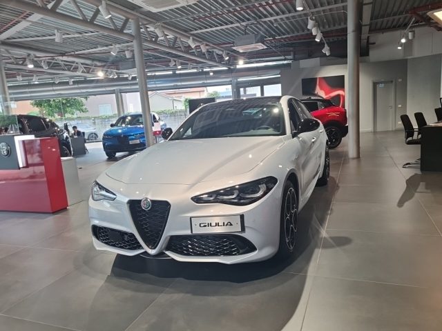 ALFA ROMEO Giulia 2.0 Turbo 280 CV AT8 AWD Q4 Veloce Immagine 0