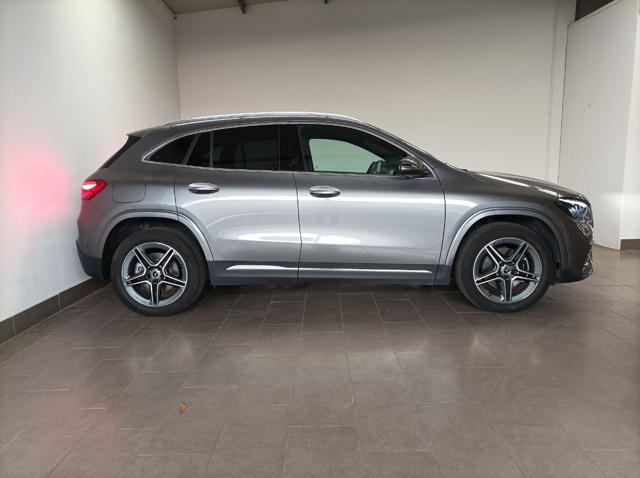 MERCEDES-BENZ GLA 250 e Plug-in hybrid Automatic Premium AMG LINE Immagine 1