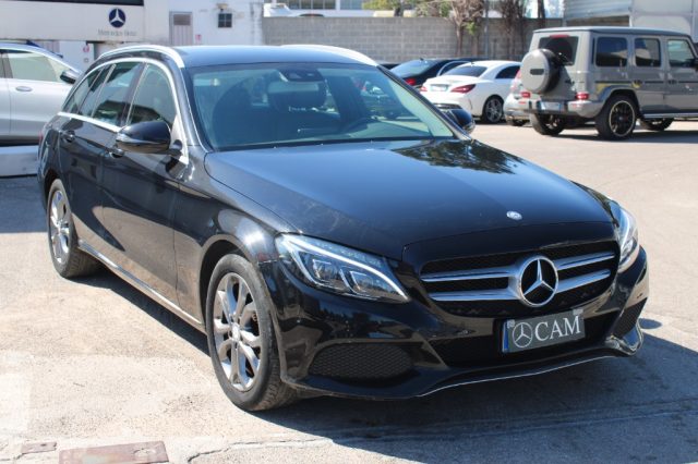 MERCEDES-BENZ C 220 d S.W. 4Matic Auto Executive Immagine 1