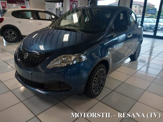 LANCIA Ypsilon 1.0 FireFly 5 porte S&S Hybrid Silver Immagine 0