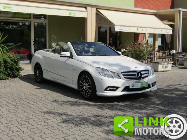 MERCEDES-BENZ E 220 Diesel 2011 usata