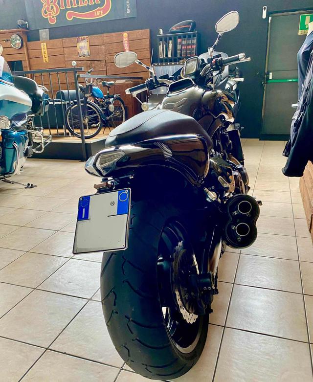 YAMAHA VMAX V-Max 1700 finanziabile Immagine 2