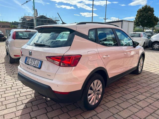 SEAT Arona 1.0 TGI Style Immagine 2