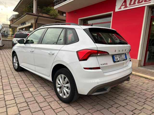 SKODA Kamiq 1.0 G-Tec Ambition Immagine 3