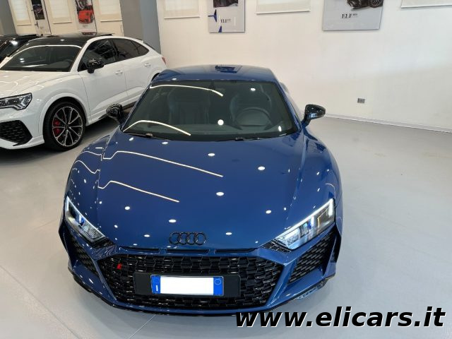 AUDI R8 Coupé V10 quattro S tronic performance Immagine 2