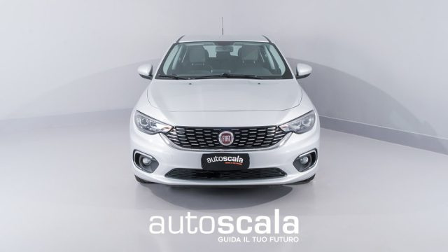 FIAT Tipo 1.6 Mjt S&S 5 porte Lounge Immagine 1