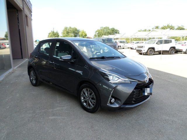 TOYOTA Yaris 1.5 Hybrid 5 porte Style Immagine 1