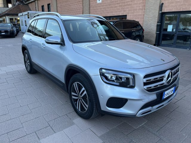 MERCEDES-BENZ GLB 200 Automatic Business Extra Immagine 1