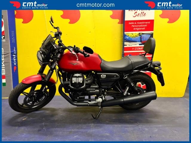 MOTO GUZZI V7 Garantita e Finanziabile Immagine 4