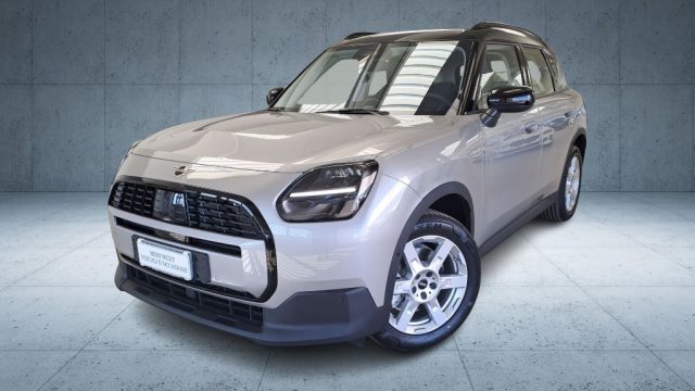 MINI Countryman Cooper D Essential Mild Hybrid 163 CV Immagine 0