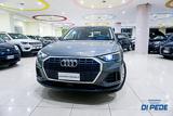 AUDI Q3 35 TDI S tronic Business