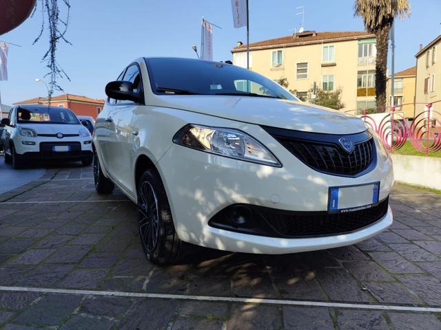 LANCIA Ypsilon 1.0 70cv 5 porte Hybrid ORO #CLIMA AUTO Immagine 1