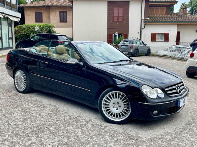 MERCEDES-BENZ CLK 320 CDI cat Cabrio Avantgarde Immagine 2