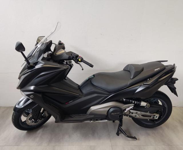 KYMCO AK 550 ETS Immagine 1