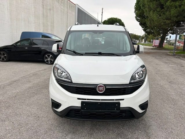 FIAT Doblo Doblò 1.4 T-Jet 16V Natural Power 5 posti Immagine 1