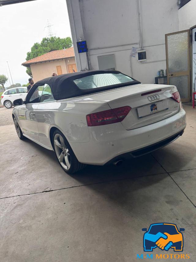 AUDI A5 Cabrio 3.0 V6 TDI F.AP.qu.S tr. Amb.n Immagine 3