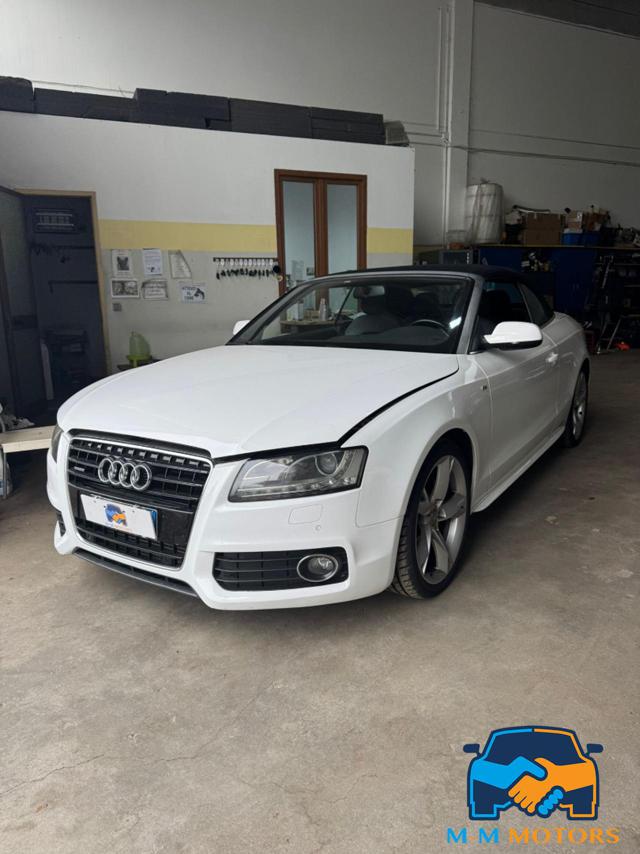 AUDI A5 Cabrio 3.0 V6 TDI F.AP.qu.S tr. Amb.n Immagine 0