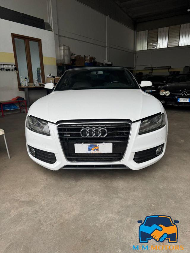 AUDI A5 Cabrio 3.0 V6 TDI F.AP.qu.S tr. Amb.n Immagine 4