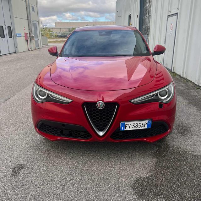 ALFA ROMEO Stelvio 2.2 Turbodiesel 210 CV AT8 Q4 Executive Immagine 0