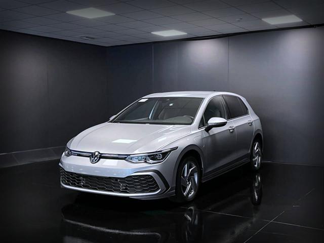 VOLKSWAGEN Golf Elettrica/Benzina 2021 usata, Belluno