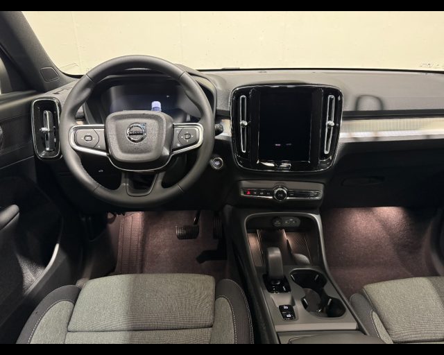 VOLVO XC40 GEARTRONIC B3 CORE Immagine 2