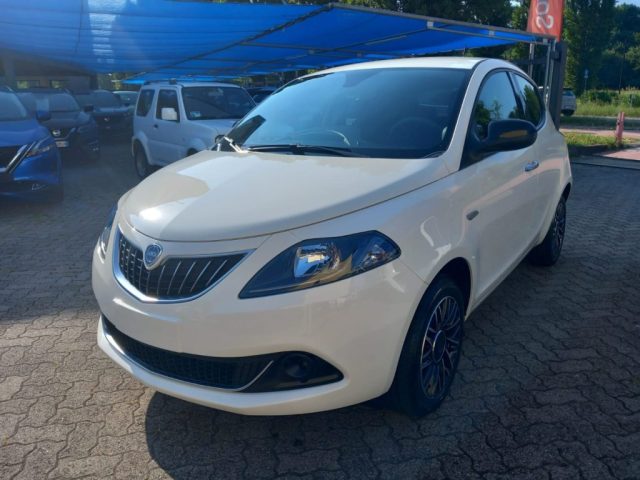 LANCIA Ypsilon 1.0 FireFly 5p Hybrid Platino RUOTINO+PACK COMFORT Immagine 0