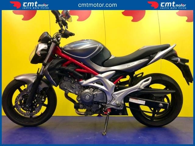 SUZUKI Gladius 650 Garantita e Finanziabile Immagine 2