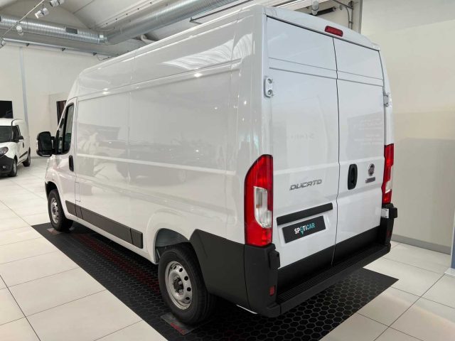 FIAT Ducato 33 2.2 Mjt 140CV PM-TM Furgone Immagine 2