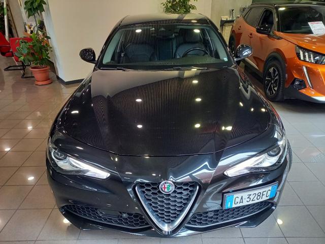 ALFA ROMEO Giulia 2.2 Turbodiesel 160 CV AT8 Executive Immagine 1