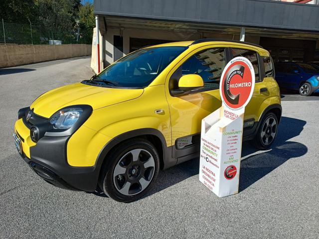 FIAT Panda 1.0 Hybrid Pandina - SOLO 2400 KM - COME NUOVA Immagine 0