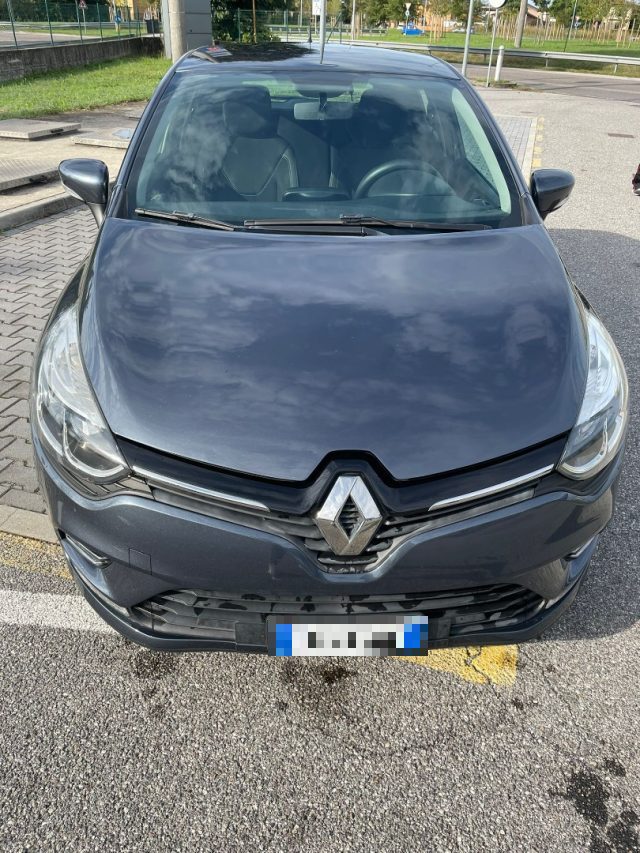 RENAULT Clio dCi 8V 75CV Start&Stop 5 porte Zen neo patent. Immagine 1