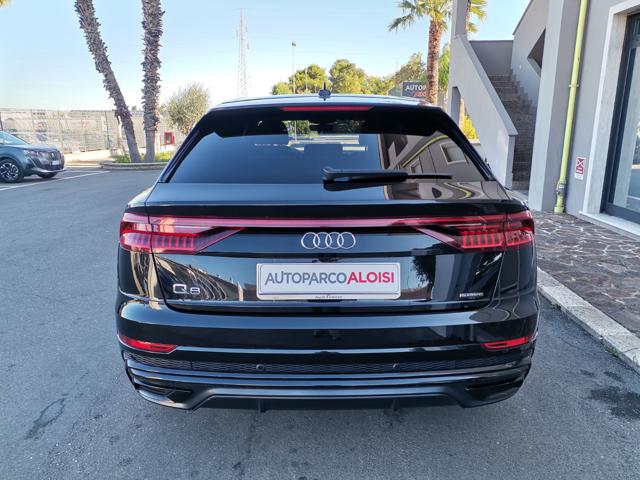 AUDI Q8 50 TDI 286 CV quattro tiptronic Sport Immagine 3