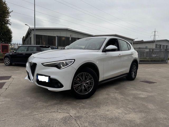 ALFA ROMEO Stelvio 2.2 Turbodiesel 210 CV AT8 Q4 Executive Immagine 1