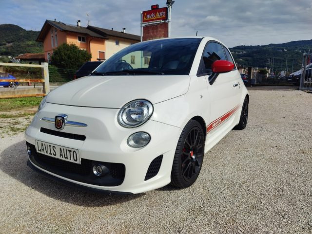 ABARTH 595 1.4 Turbo T-Jet 140 CV Yamaha Factory Racing Immagine 1