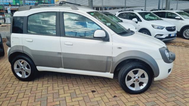 FIAT Panda 1.3 MJT 16V DPF 4x4 Cross Immagine 3